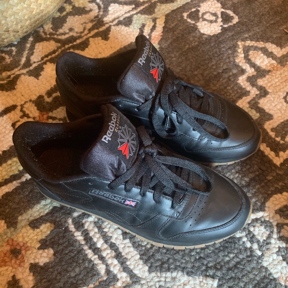 Reebok Classic Black Leather Sneakers